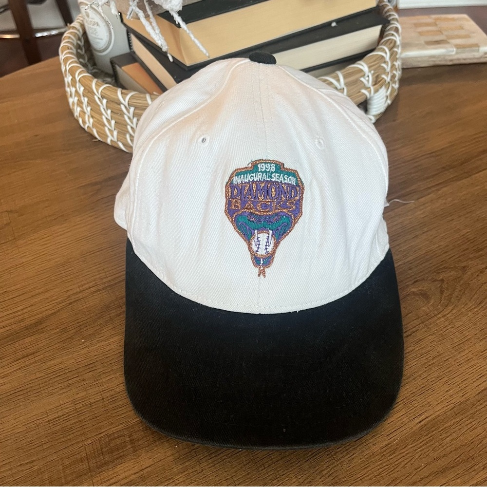 VINTAGE New Era Arizona Diamonbacks Hat Snap Back Inaugural Season 1998 White